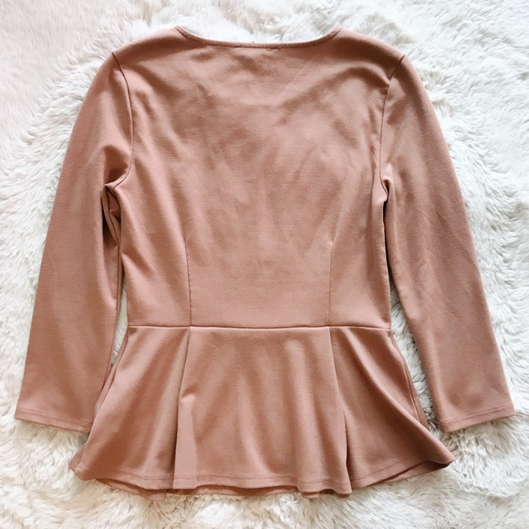 EUC Forever 21 Dusty Rose Peplum Top Size Medium - Picture 9 of 12